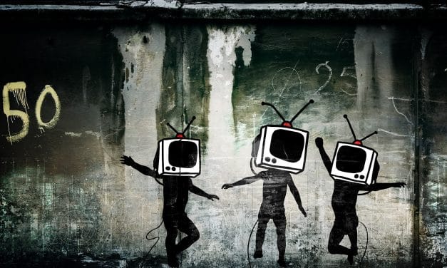 Televisión en la pared VII